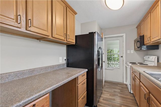 9305 Hickory ST, Norfolk, VA 23503