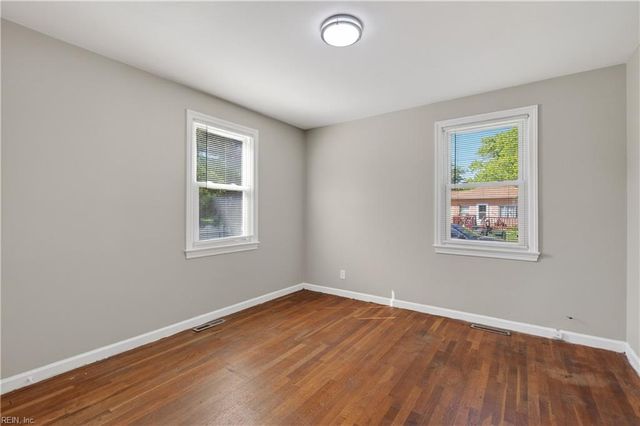 9305 Hickory ST, Norfolk, VA 23503