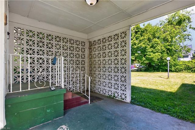 9305 Hickory ST, Norfolk, VA 23503