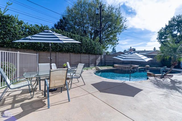 16322 Hiawatha Street, Granada Hills (los Angeles), CA 91344