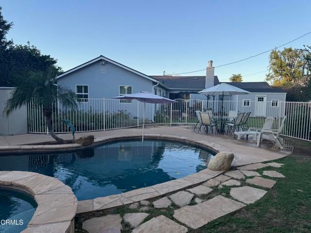 16322 Hiawatha Street, Granada Hills (los Angeles), CA 91344