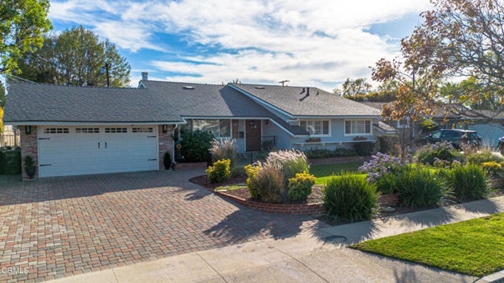 16322 Hiawatha Street, Granada Hills (los Angeles), CA 91344