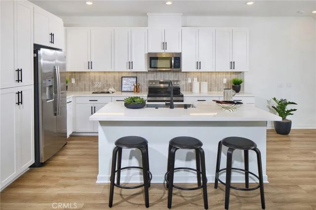 5957 Catskills Court, Eastvale, CA 92880