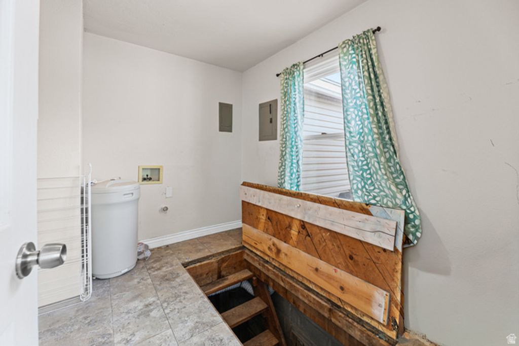 Image 18 of property listing at 181 RUSSELL AVE, Tooele, UT 84074