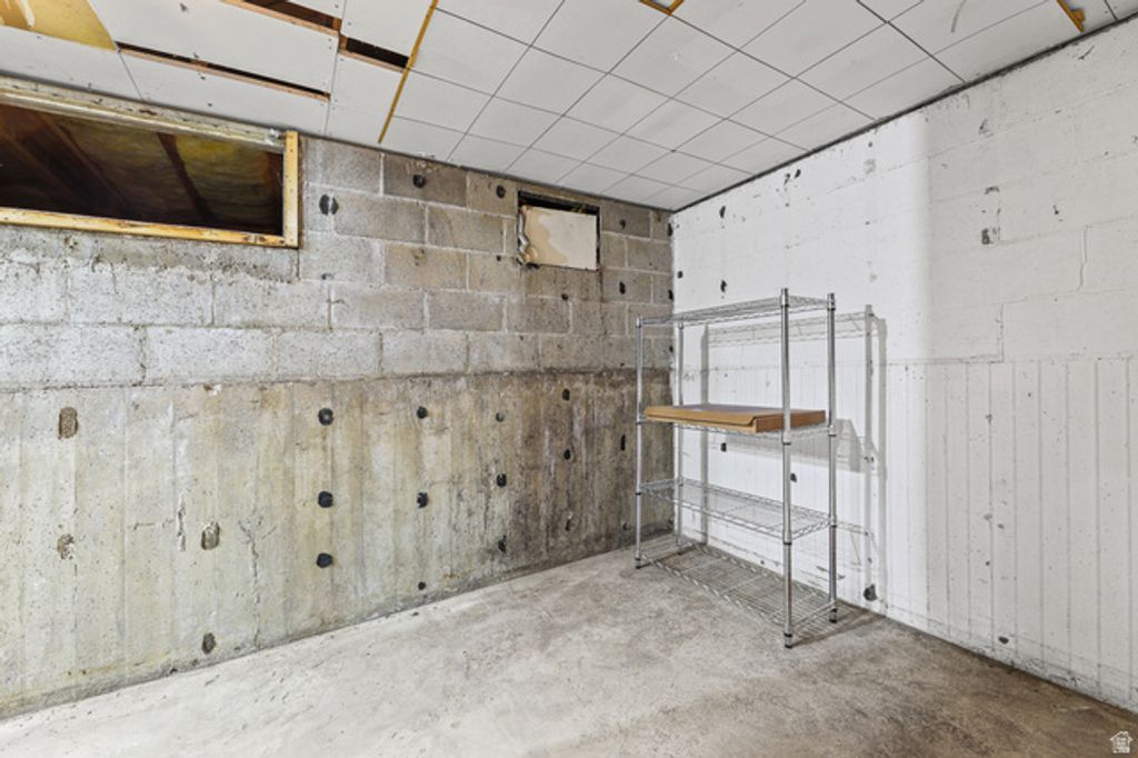 Image 20 of property listing at 181 RUSSELL AVE, Tooele, UT 84074