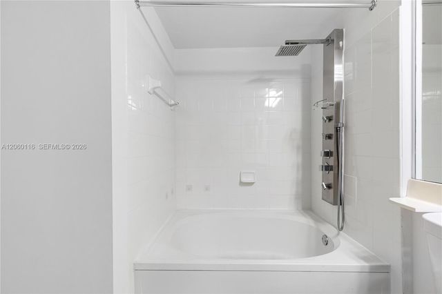 17150 N Bay Rd 2320, Sunny Isles Beach, FL 33160