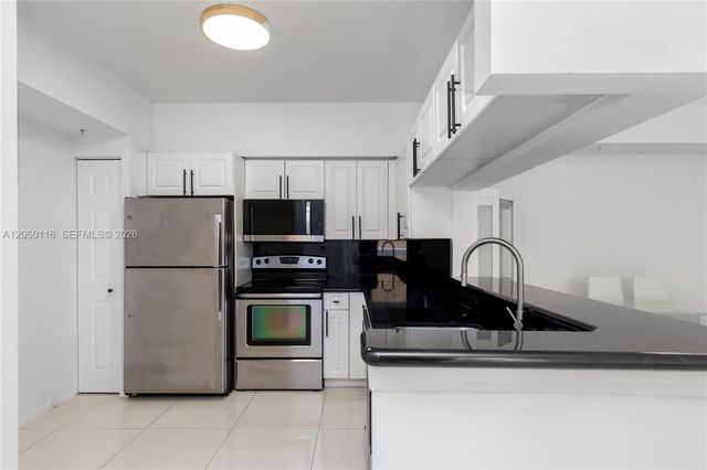17150 N Bay Rd 2320, Sunny Isles Beach, FL 33160