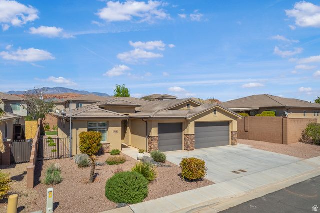 529 E DRY SPRINGS LN, Washington, UT 84780