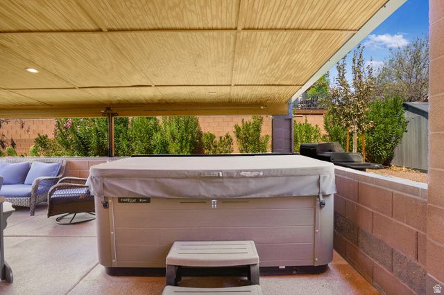 529 E DRY SPRINGS LN, Washington, UT 84780