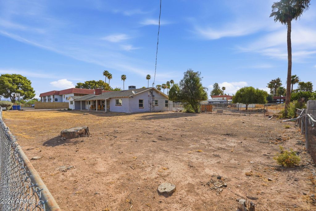 1051 N GRAND --, Mesa, AZ 85201 — photo 3