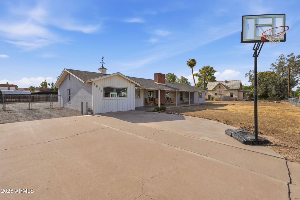 1051 N GRAND --, Mesa, AZ 85201 — photo 4