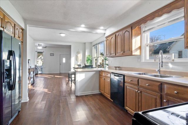 3008 Edgewood Drive, Evansville, IN 47712