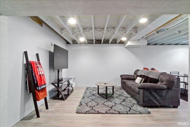 3008 Edgewood Drive, Evansville, IN 47712