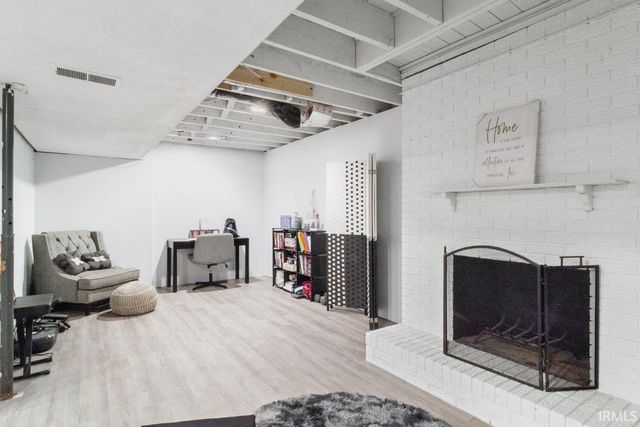 3008 Edgewood Drive, Evansville, IN 47712