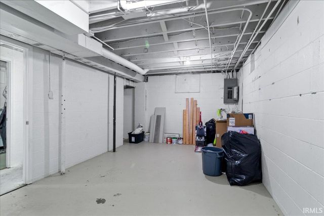 3008 Edgewood Drive, Evansville, IN 47712