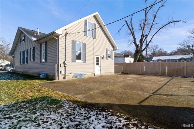 3008 Edgewood Drive, Evansville, IN 47712