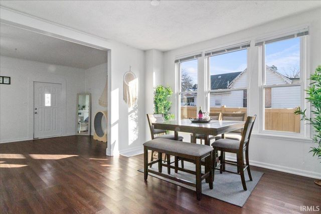 3008 Edgewood Drive, Evansville, IN 47712