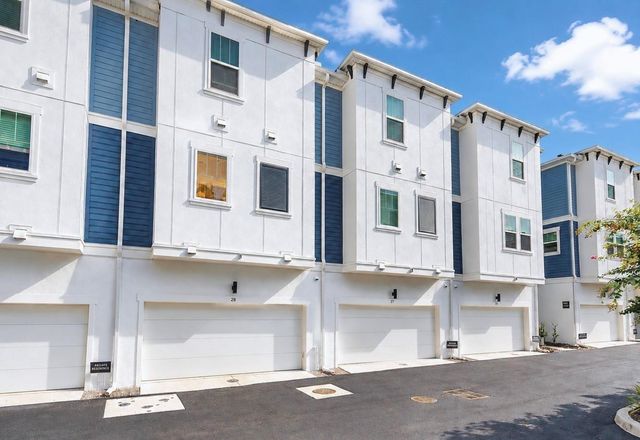 6605 N NEBRASKA AVENUE 28, Tampa, FL 33604