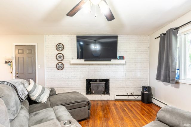 7916 Felger Road, Fort Wayne, IN 46818
