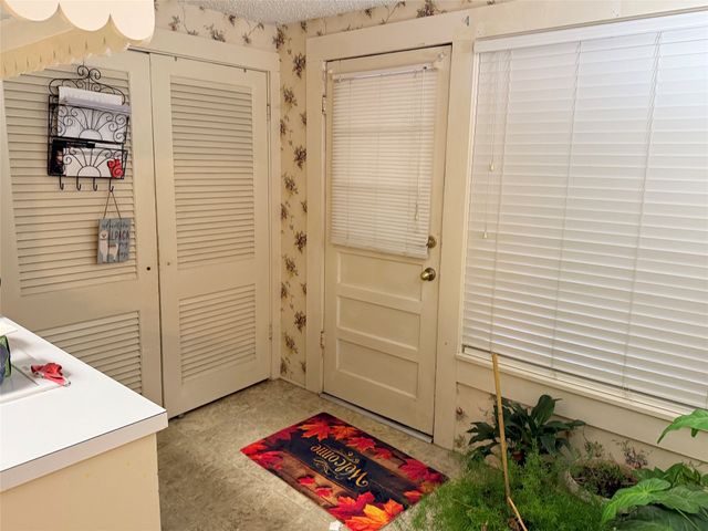 404 E Cedar Street, Winnsboro, TX 75494