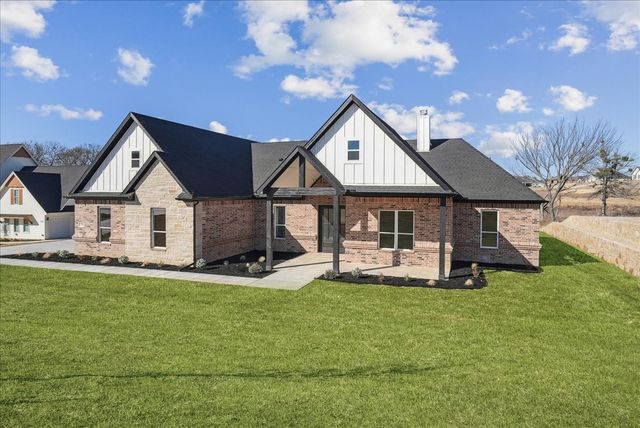 328 Slimp Bluff, Azle, TX 76020