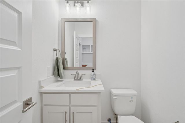 328 Slimp Bluff, Azle, TX 76020