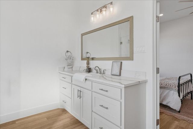 328 Slimp Bluff, Azle, TX 76020