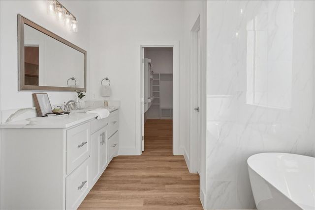 328 Slimp Bluff, Azle, TX 76020