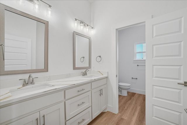 328 Slimp Bluff, Azle, TX 76020