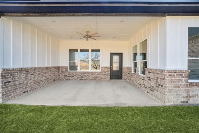 328 Slimp Bluff, Azle, TX 76020