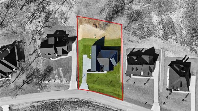 328 Slimp Bluff, Azle, TX 76020