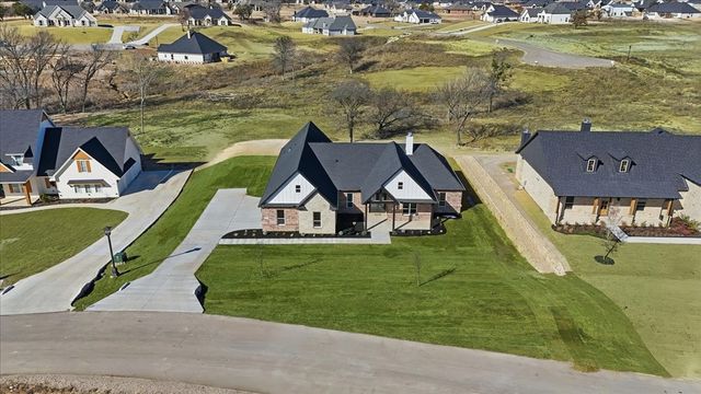 328 Slimp Bluff, Azle, TX 76020