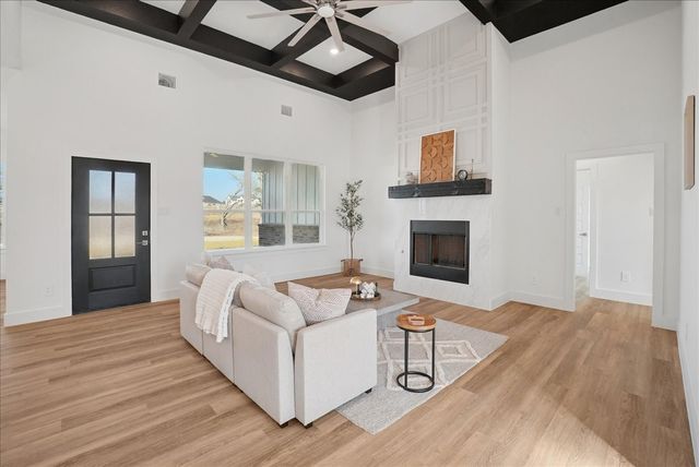 328 Slimp Bluff, Azle, TX 76020