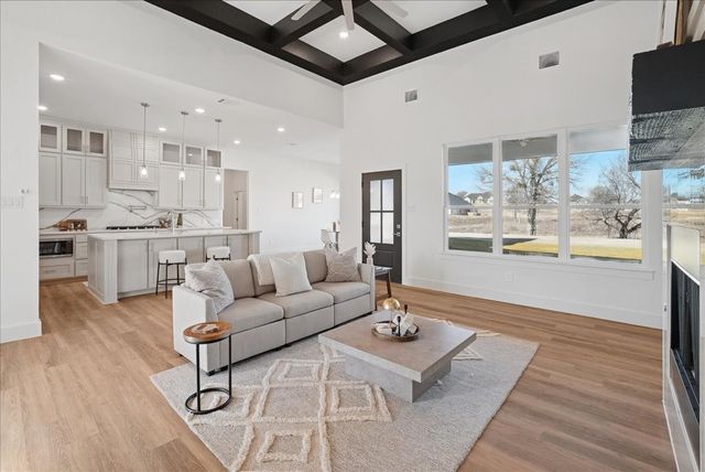 328 Slimp Bluff, Azle, TX 76020