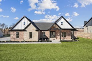 328 Slimp Bluff, Azle, TX 76020