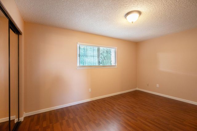 3241 Arnaudo Ln, Tracy, CA 95376