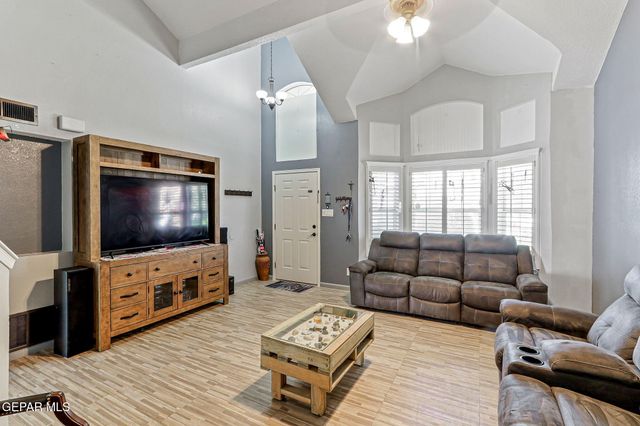 10776 PLEASANT SAND Drive, El Paso, TX 79924