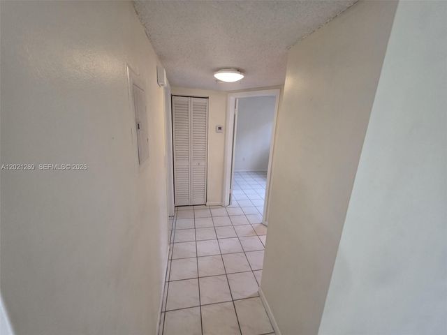 5560 W 21st Ct 308, Hialeah, FL 33016