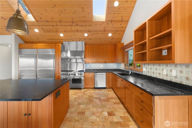 398 Hannah Road, Friday Harbor, WA 98250