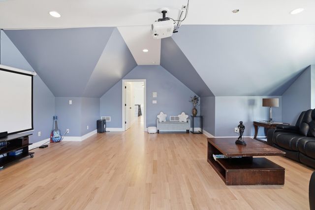 2155 Walker Drive, Valparaiso, IN 46385