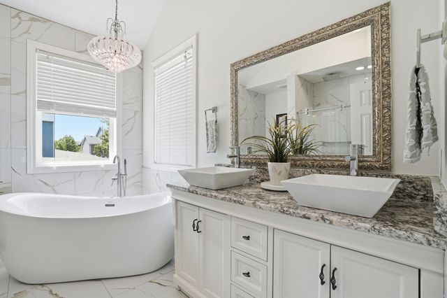 2155 Walker Drive, Valparaiso, IN 46385