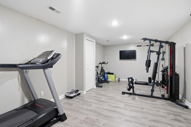 2155 Walker Drive, Valparaiso, IN 46385