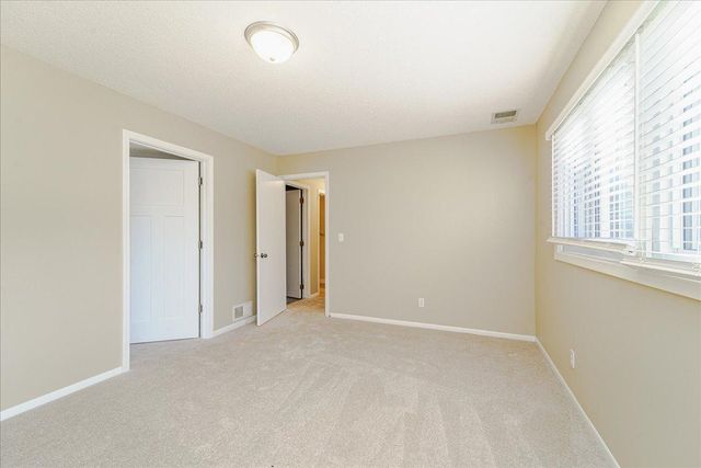 10326 Balsam Lane, Eden Prairie, MN 55347