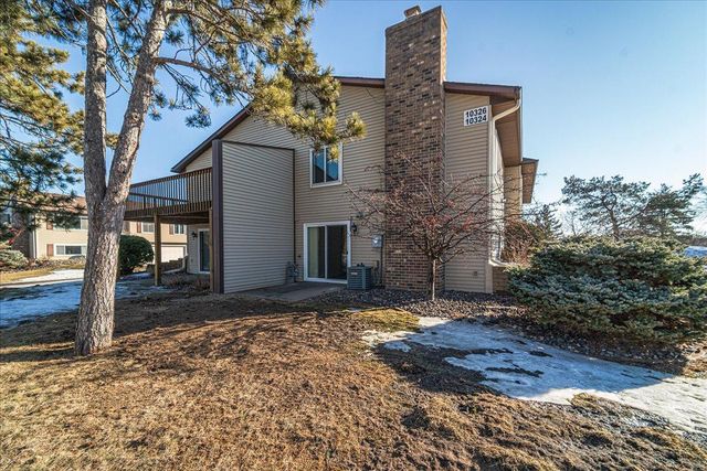 10326 Balsam Lane, Eden Prairie, MN 55347