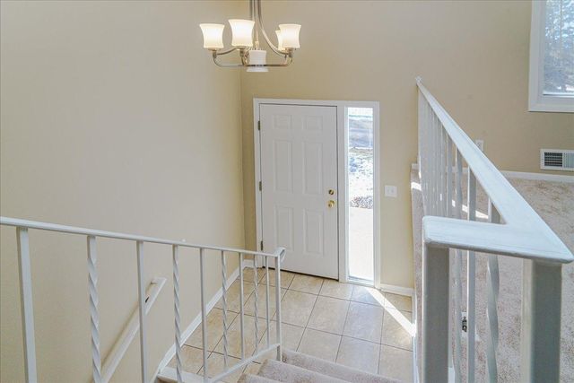 10326 Balsam Lane, Eden Prairie, MN 55347