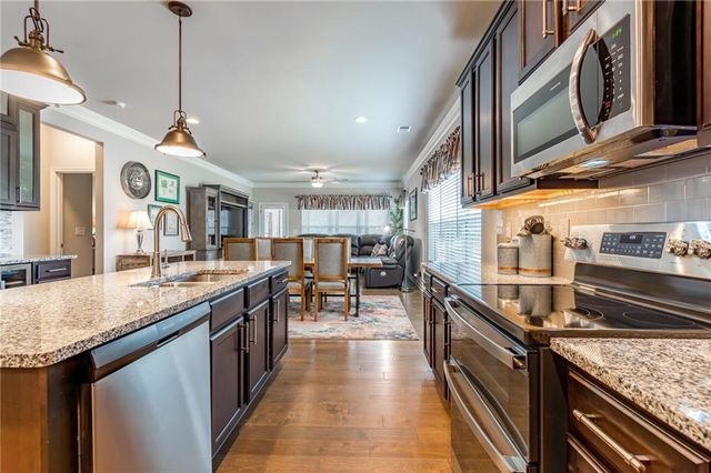 4525 Grenadine Circle, Acworth, GA 30101