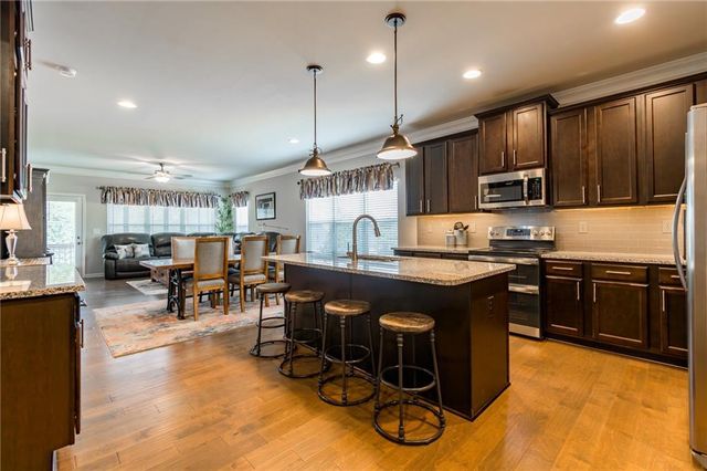 4525 Grenadine Circle, Acworth, GA 30101