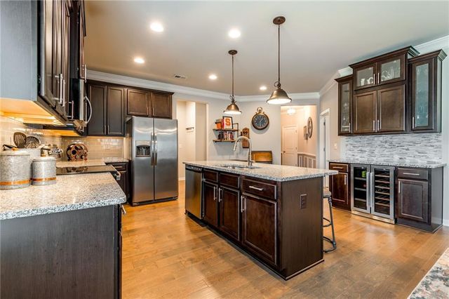 4525 Grenadine Circle, Acworth, GA 30101