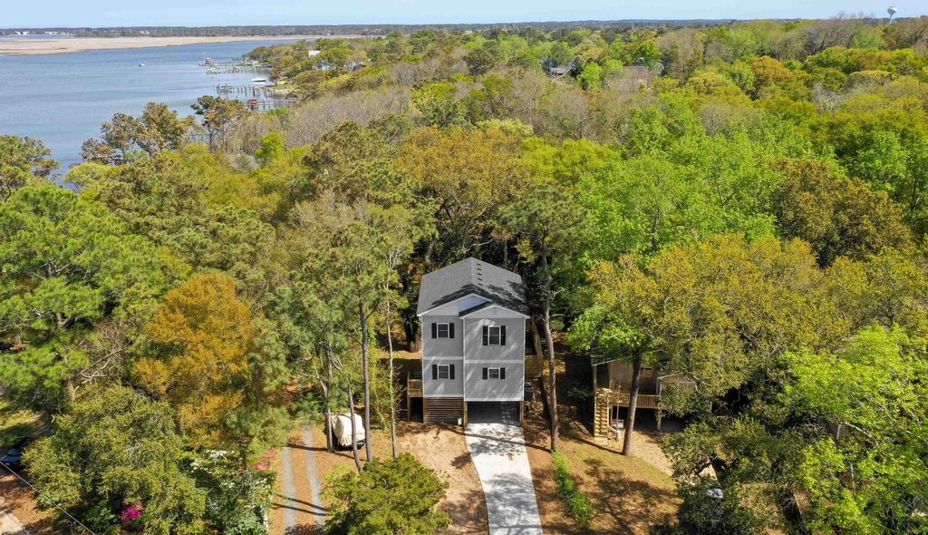 Image 1 of property listing at 208 E Sir Walter Raleigh Drive Lot 133, Kill Devil Hills, NC 27948