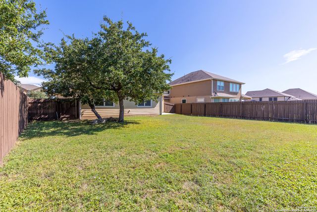 3742 OX-EYE DAISY, San Antonio, TX 78261
